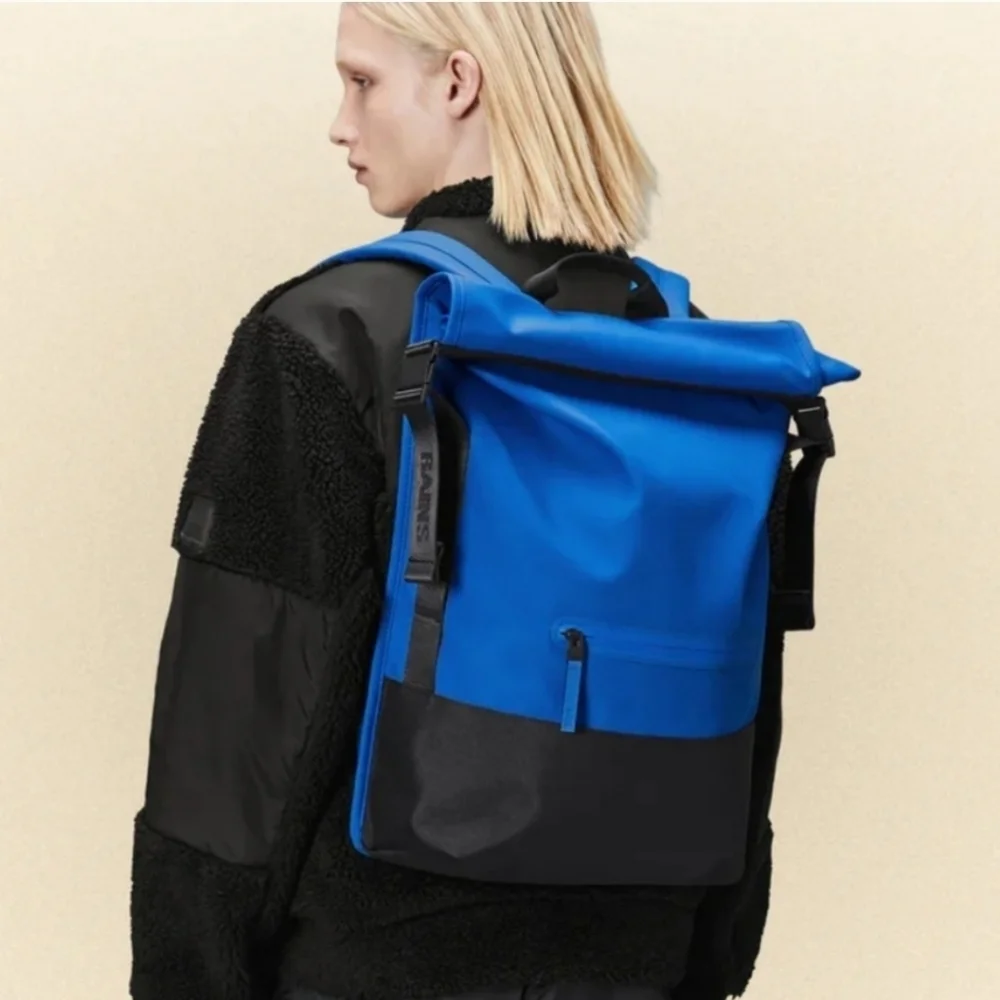 Rains Trail Rolltop Backpack Waves NWT - Picture 1 of 7